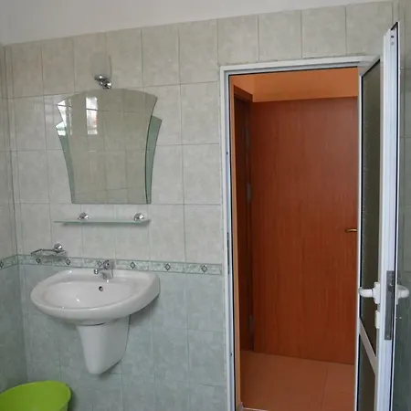 Къща за гости Dimana *